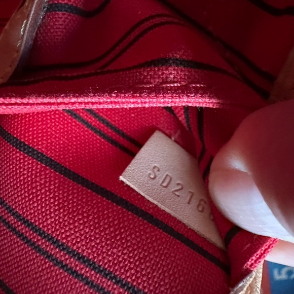 Louis Vuitton Monogram Neo Neverfull MM 1 - Picture 3 of 6